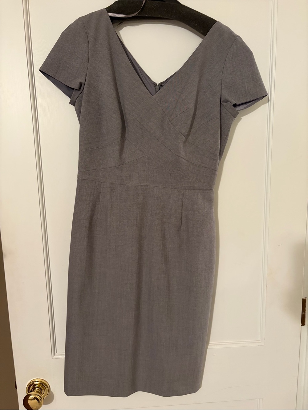 Banana Republic Gray V-Neck Sheath Dress